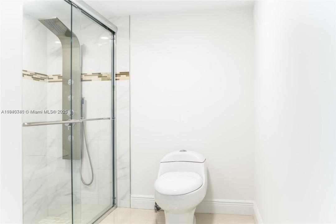 6039 Collins Ave 531, Miami Beach, فلوريدا 33140, الولايات المتحدة