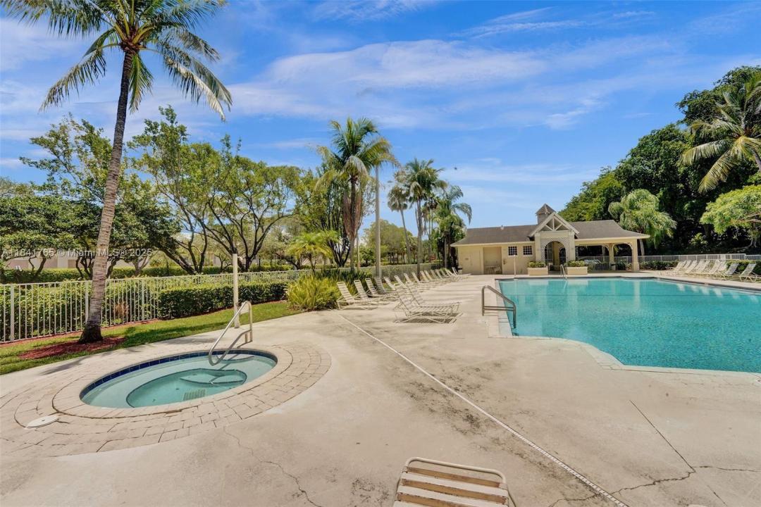 7858 Dixie Beach Cir 7858, Tamarac, 佛罗里达州 33321, 美国