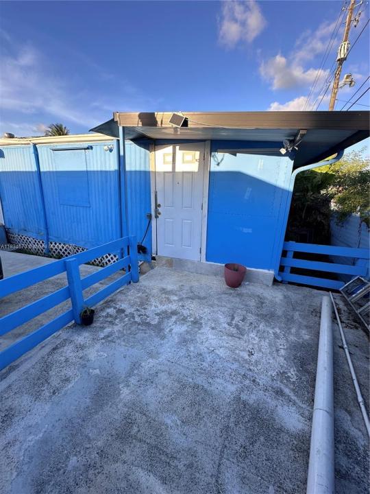 3520 NW 79th St - f622, Miami, فلوريدا 33147, الولايات المتحدة