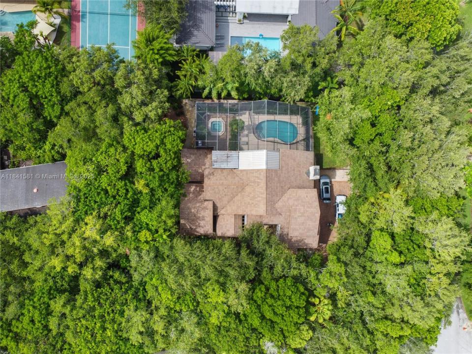 8120 SW 182nd St, Palmetto Bay, Florida 33157, USA