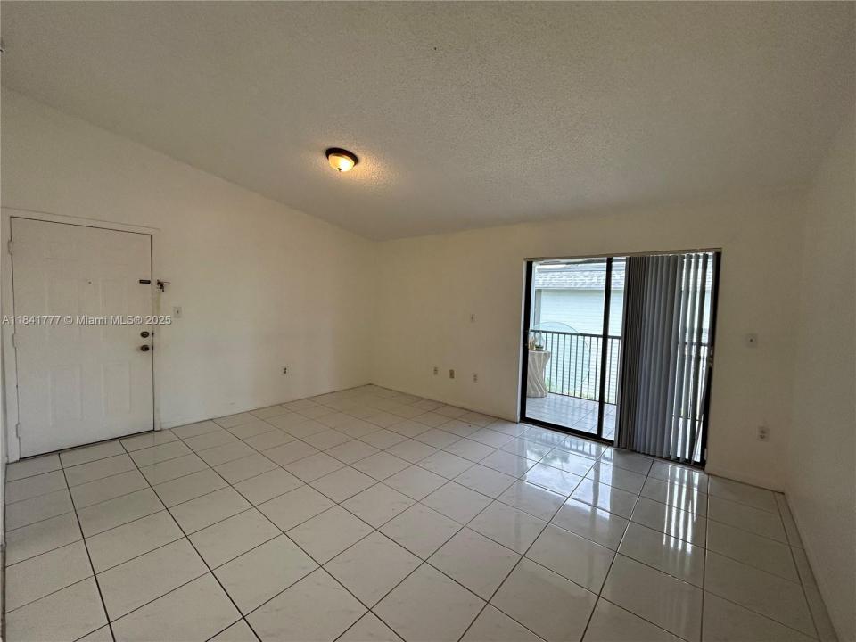 468 NE 206th Ln 201, Miami, Floride 33179, États-Unis