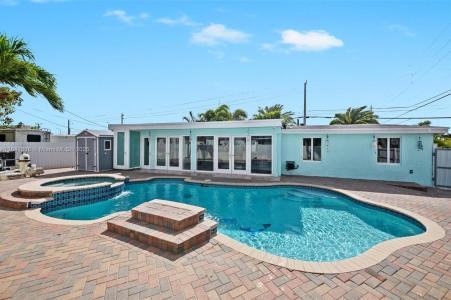 2801 SW 107 Ave, Miami, Florida 33165, USA