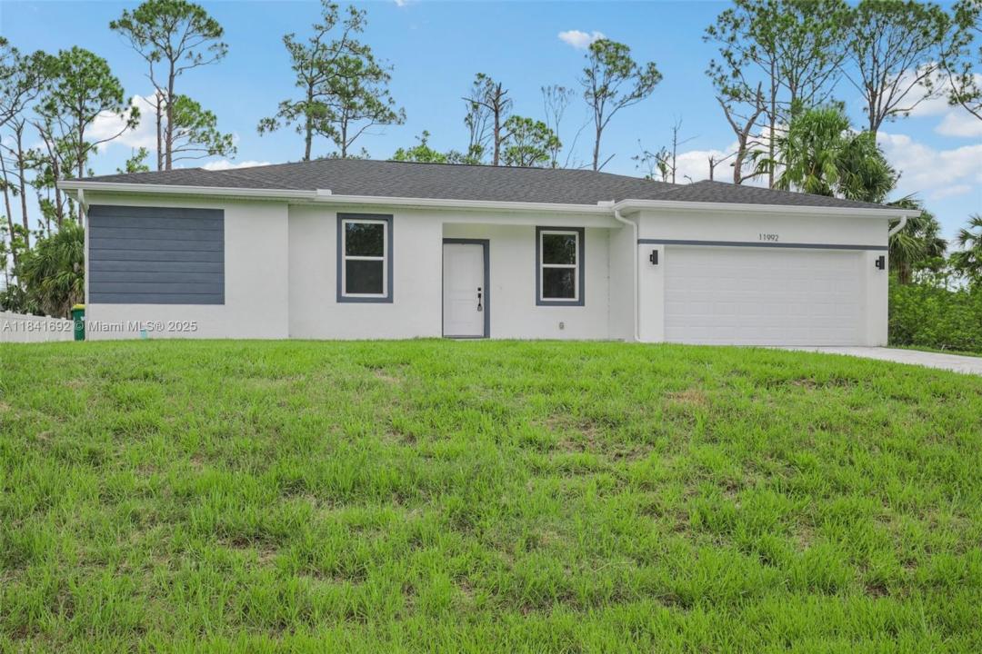 11992 ATOLL AVE ., Port Charlotte, Floride 33981, États-Unis