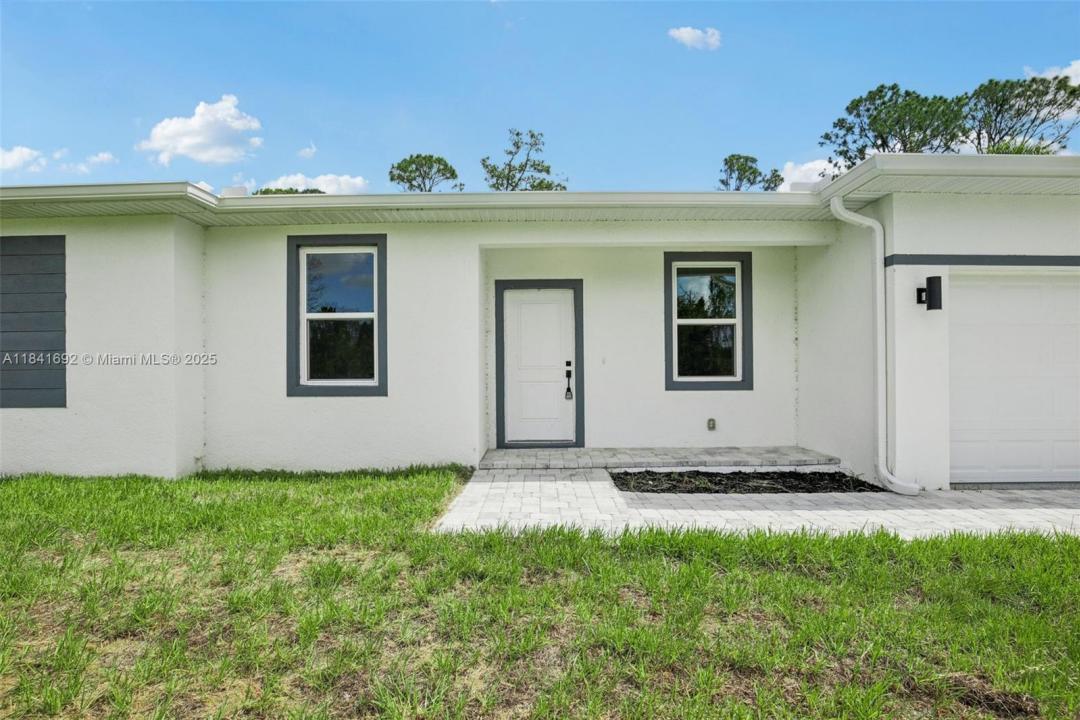 11992 ATOLL AVE ., Port Charlotte, Floride 33981, États-Unis