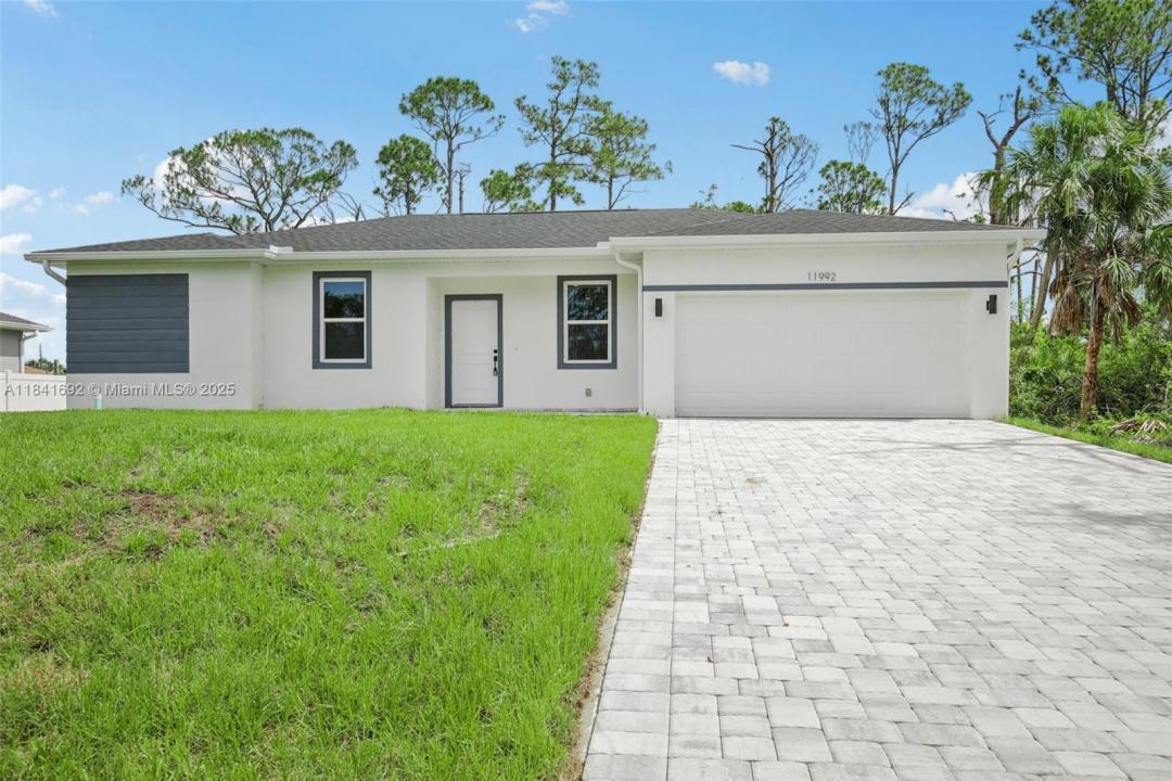 11992 ATOLL AVE ., Port Charlotte, Floride 33981, États-Unis