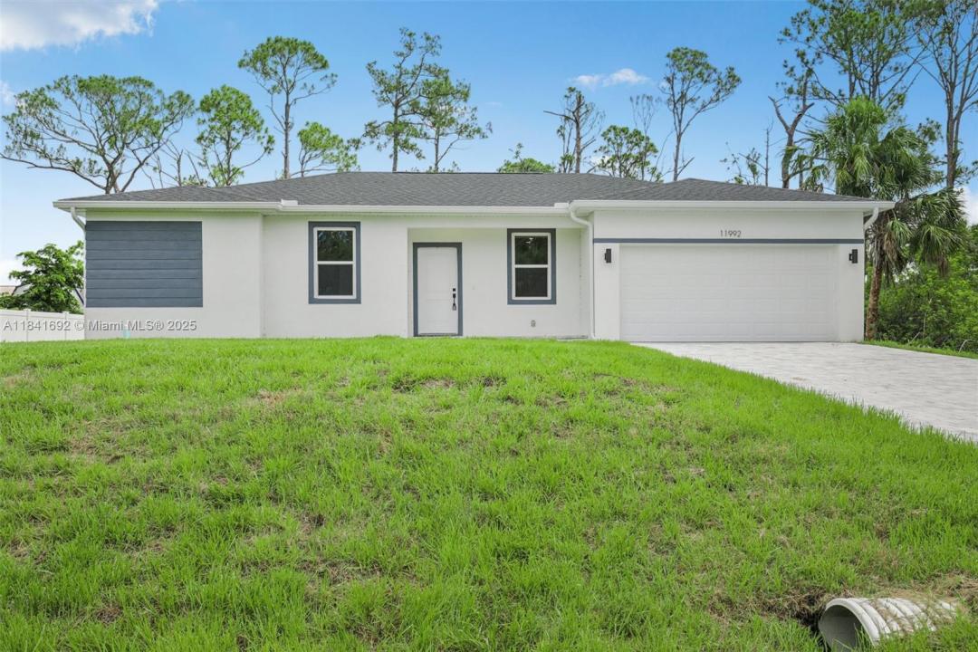 11992 ATOLL AVE ., Port Charlotte, Floride 33981, États-Unis