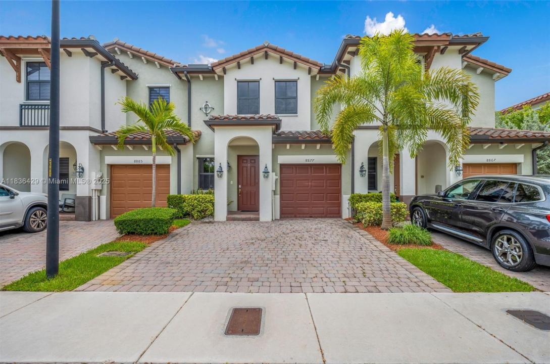 8877 NW 103rd Ave, Doral, Florida 33178, USA