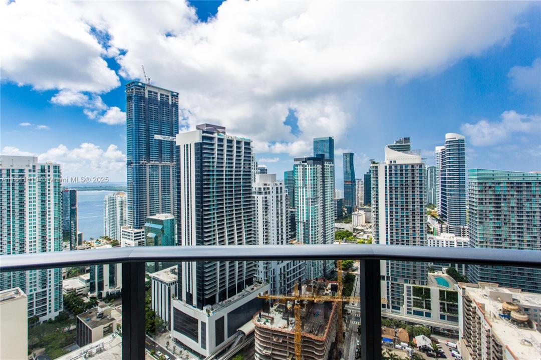45 SW 9th St 3803, Miami, Flórida 33130, Estados Unidos
