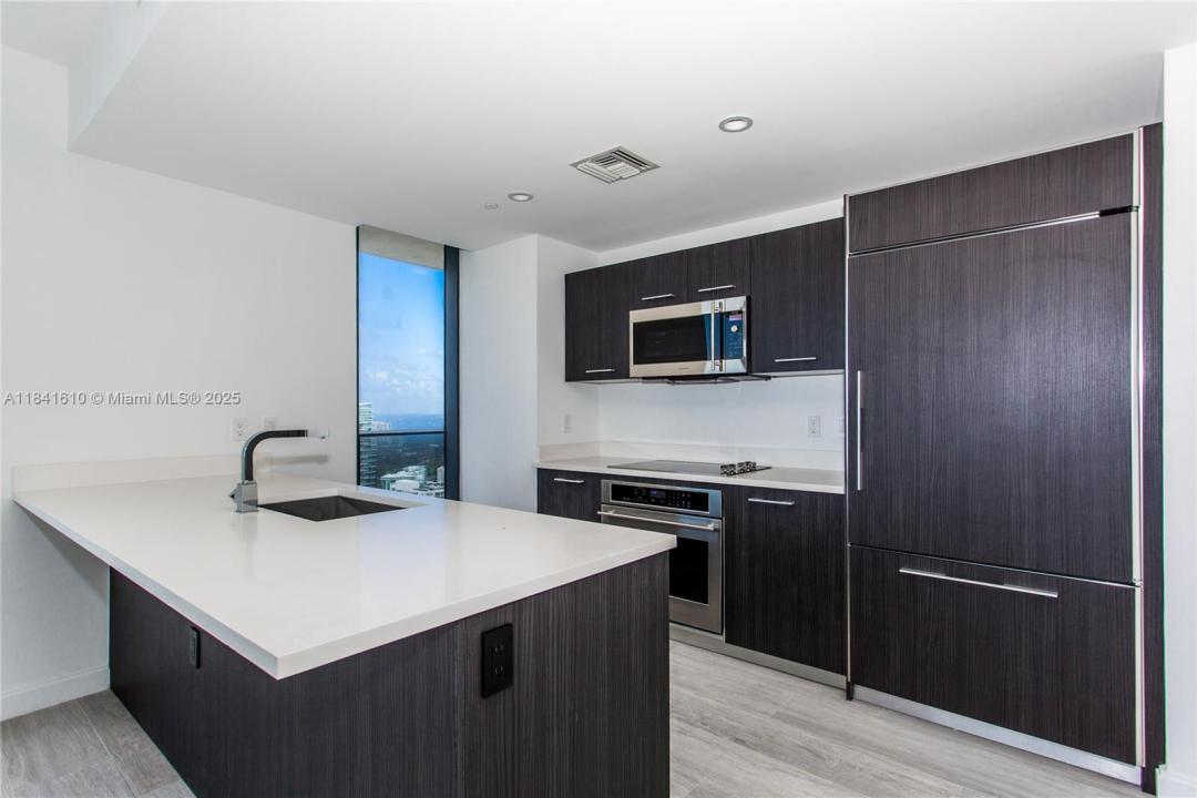 45 SW 9th St 3803, Miami, Flórida 33130, Estados Unidos