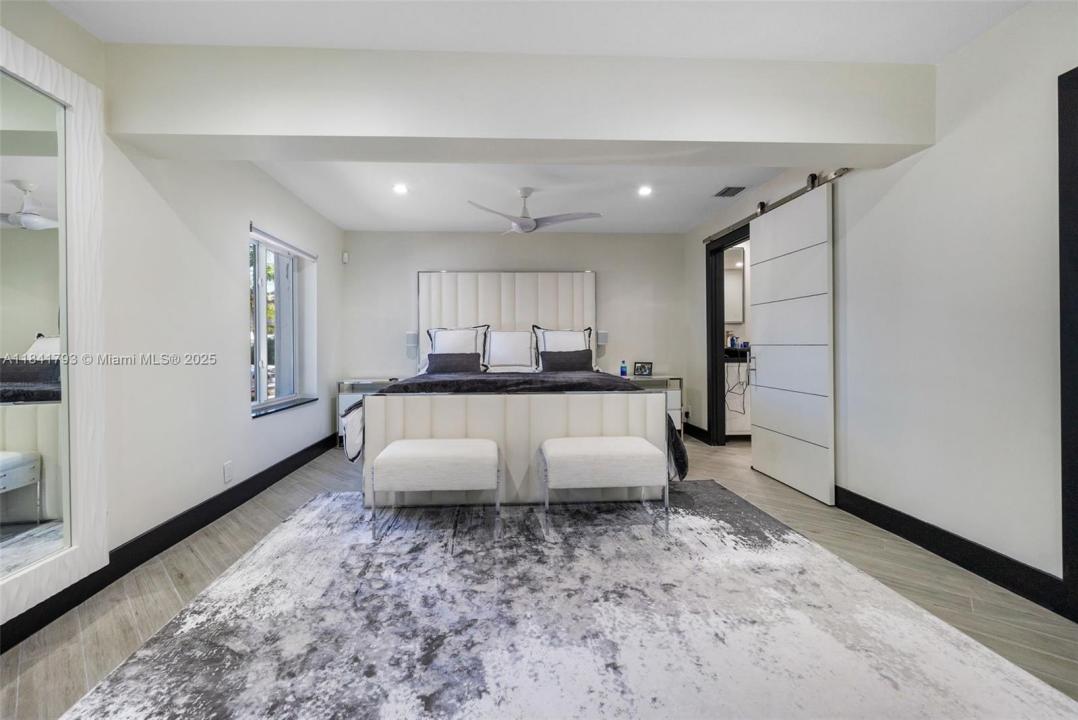 517 S Riverside Dr ., Pompano Beach, فلوريدا 33062, الولايات المتحدة