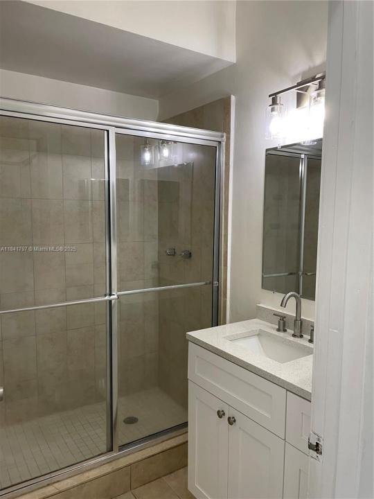 661 Cypress Lake Blvd J20, Deerfield Beach, Флорида 33064, Соединенные Штаты