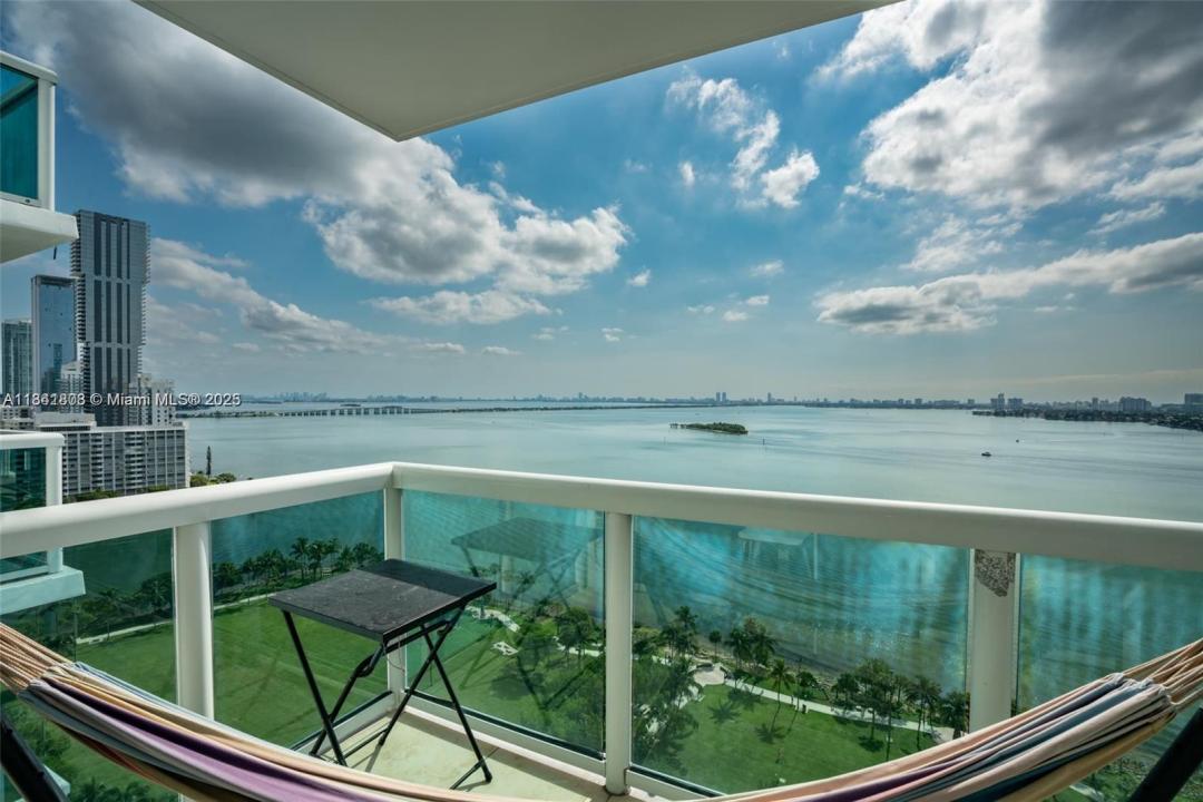 1800 N Bayshore Dr 3909, Miami, Floride 33132, États-Unis
