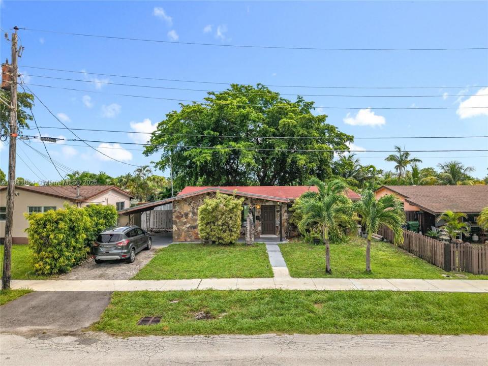 720 SW 4th St 0, Hallandale Beach, פלורידה 33009, ארצות הברית של אמריקה 