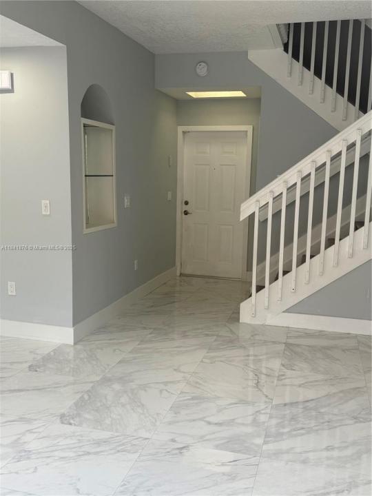 8424 NW 139th Ter 2705, Miami Lakes, Florida 33016