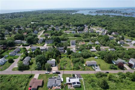 Daytona Avenue, Narragansett, Rhode Island 02882