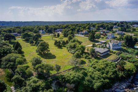 727 Boston Neck Road, Narragansett, Rhode Island 02882, Estados Unidos