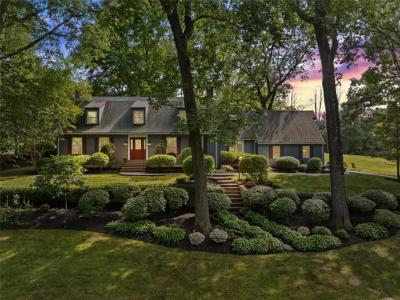120 Knollridge Drive Drive, North Smithfield, RI 02896, USA