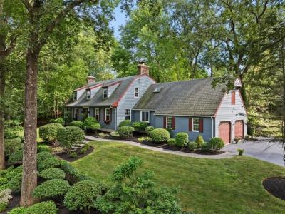 120 Knollridge Drive Drive, North Smithfield, Rhode Island 02896