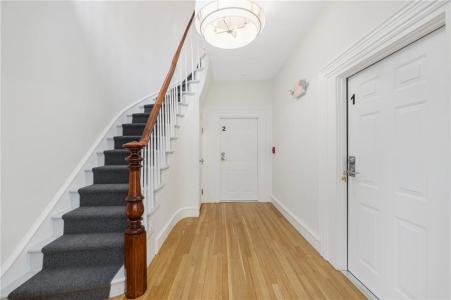 54 Sutton Street 1, Providence, Rhode Island 02903, États-Unis