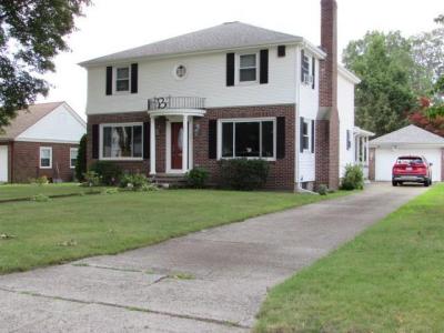 147 Glen Road, Woonsocket, RI 02895, USA