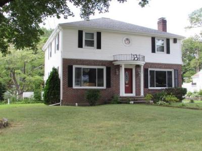 147 Glen Road, Woonsocket, Rhode Island 02895