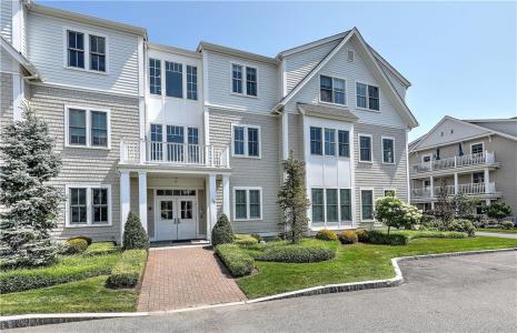 34 Kettle Point Avenue D, East Providence, Rhode Island 02914, USA