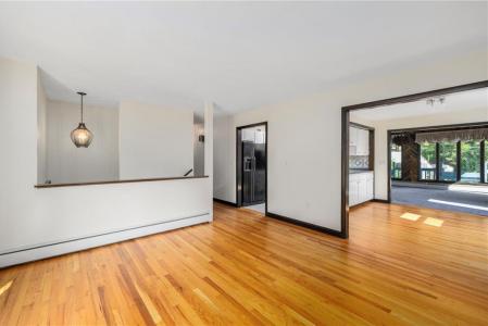30 Birchwood Lane, West Warwick, Rhode Island 02893, Estados Unidos