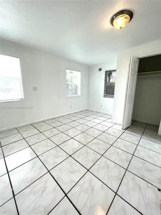 6111 Buchanan St 1, Hollywood, Flórida 33024, Estados Unidos
