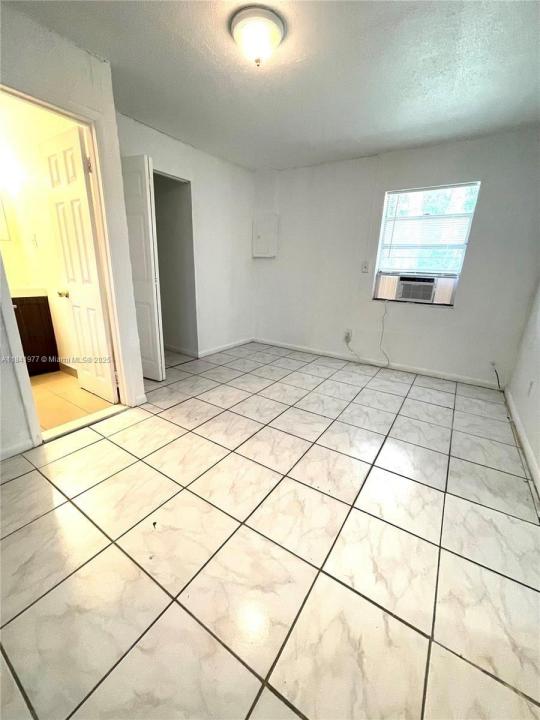 6111 Buchanan St 1, Hollywood, Flórida 33024, Estados Unidos