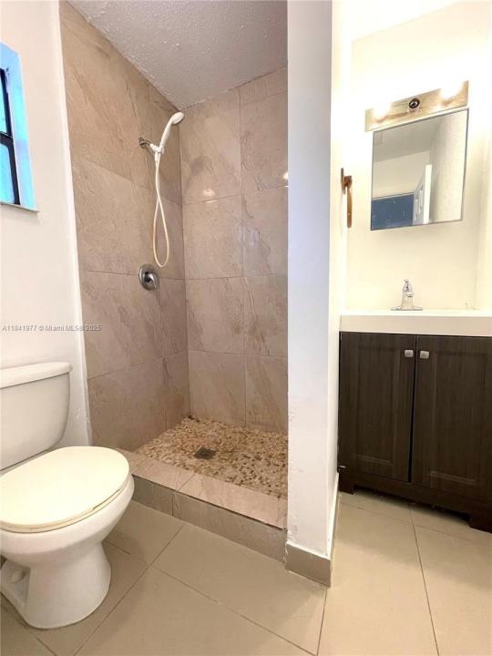 6111 Buchanan St 1, Hollywood, Flórida 33024, Estados Unidos