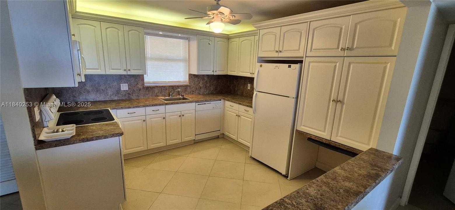 1051 Hillsboro Mile 507E, Hillsboro Beach, Florida 33062, Estados Unidos