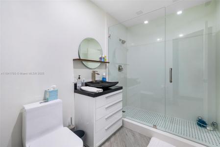 517 S Riverside Dr ., Pompano Beach, Florida 33062