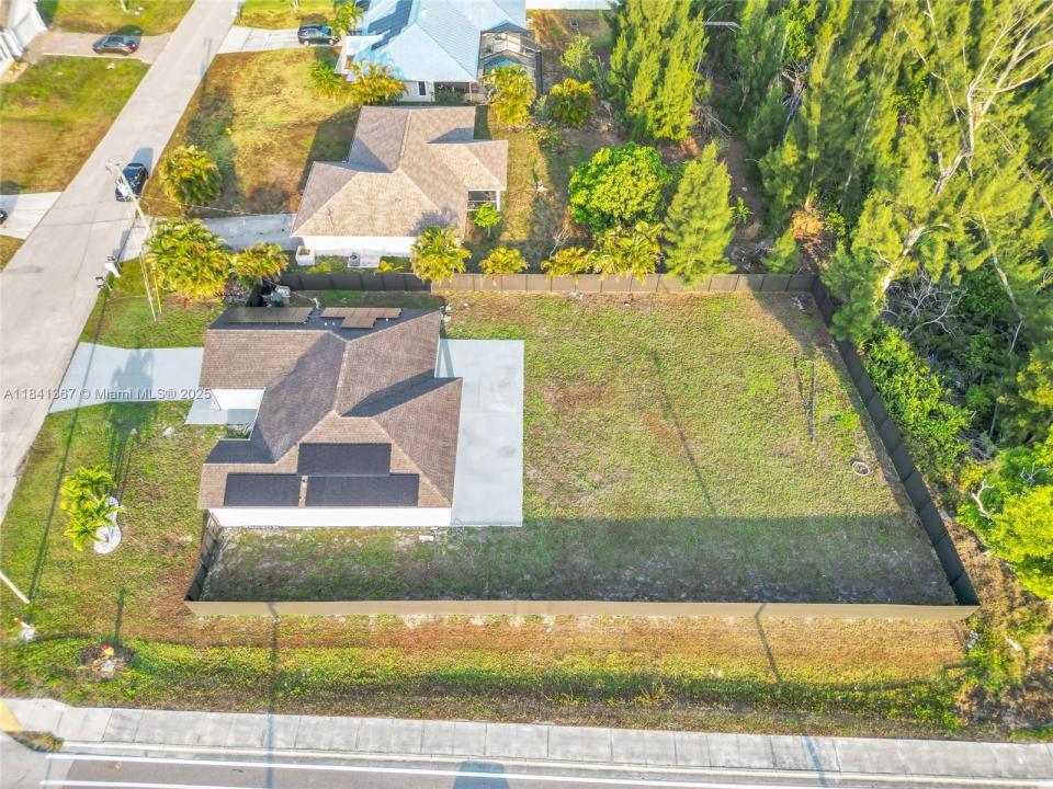 1601 SW 12 terrace, Other City - In The State Of Florida, Florida 33991