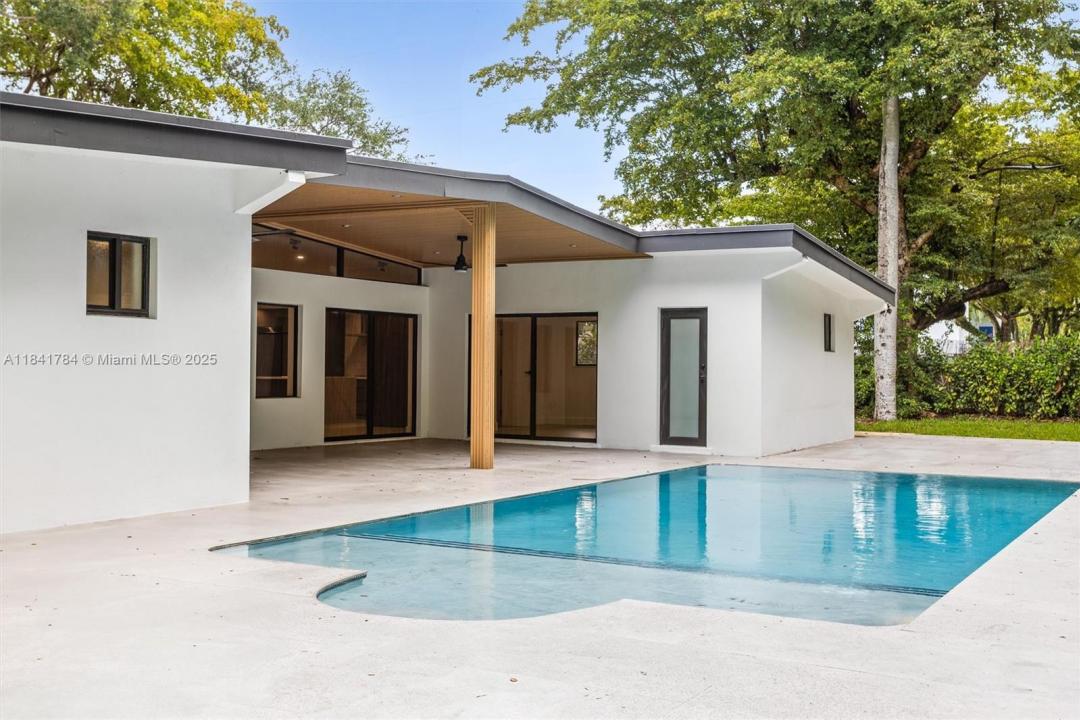 2180 NE 190th Ter, Miami, Florida 33179, Stati Uniti