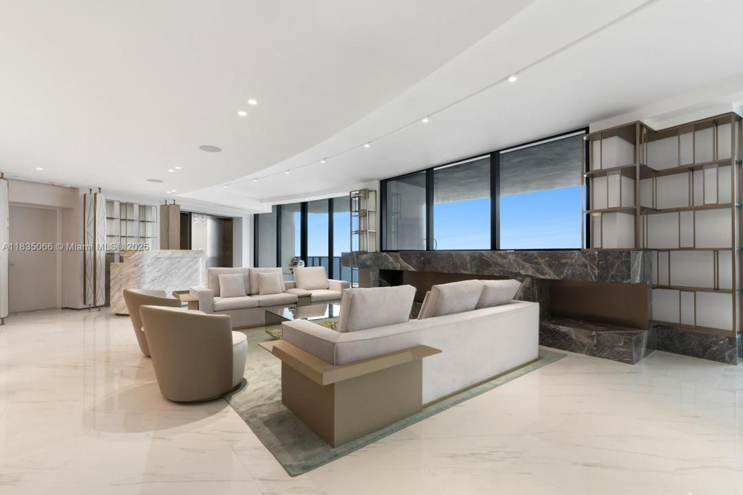 18555 Collins Ave 2701, Sunny Isles Beach, Floryda 33160, USA