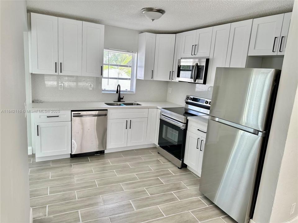 2600 NE 8th Ave, Pompano Beach, Florida 33064, Amerika Birleşik Devletleri