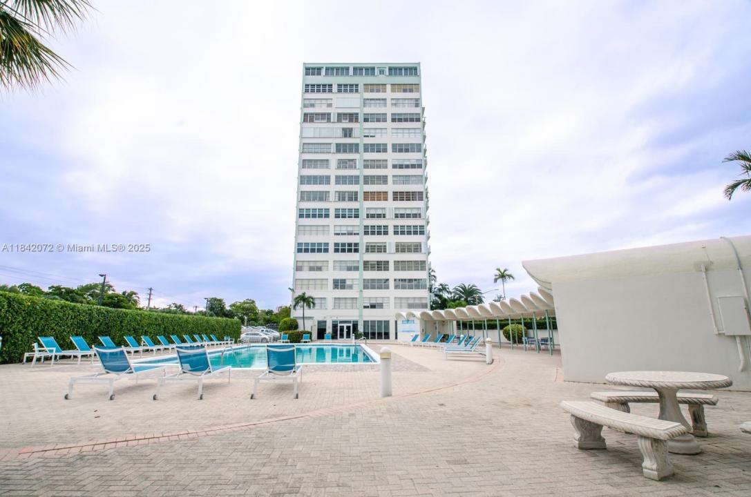 2150 Sans Souci Blvd B305, North Miami, 佛罗里达州 33181, 美国