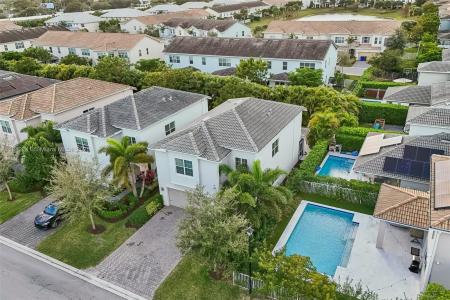 1402 Myrtle Oak Ter, Hollywood, Florida 33021, USA