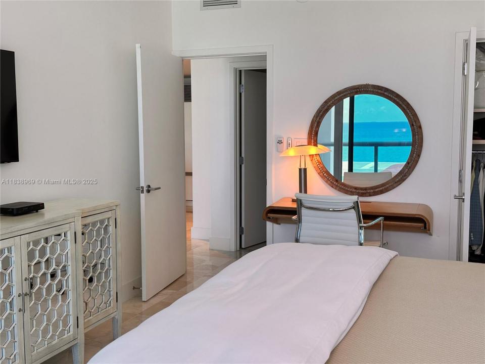 6799 Collins Ave 804, Miami Beach, Florida 33141, Amerika Birleşik Devletleri