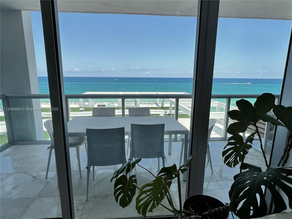 6799 Collins Ave 804, Miami Beach, Florida 33141, Amerika Birleşik Devletleri