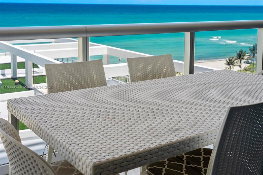 6799 Collins Ave 804, Miami Beach, Florida 33141, Amerika Birleşik Devletleri