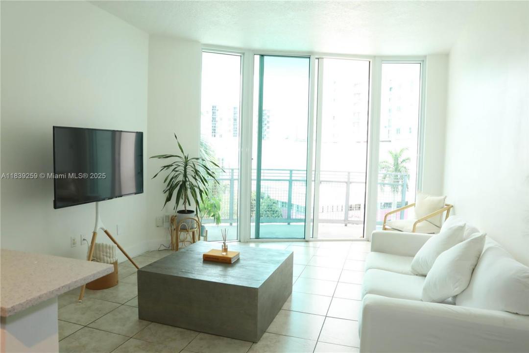 350 Ne 24th st 406, Miami, Флорида 33137, Соединенные Штаты