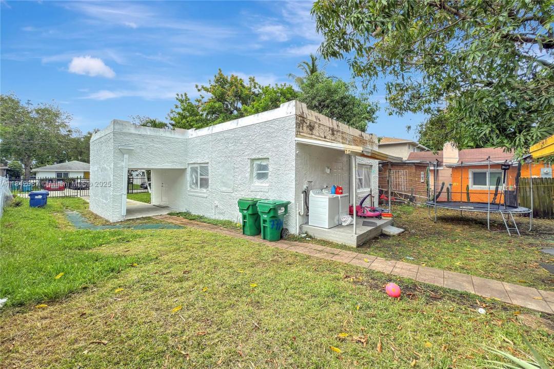 7770 NW 9th Ave, Miami, Florida 33150