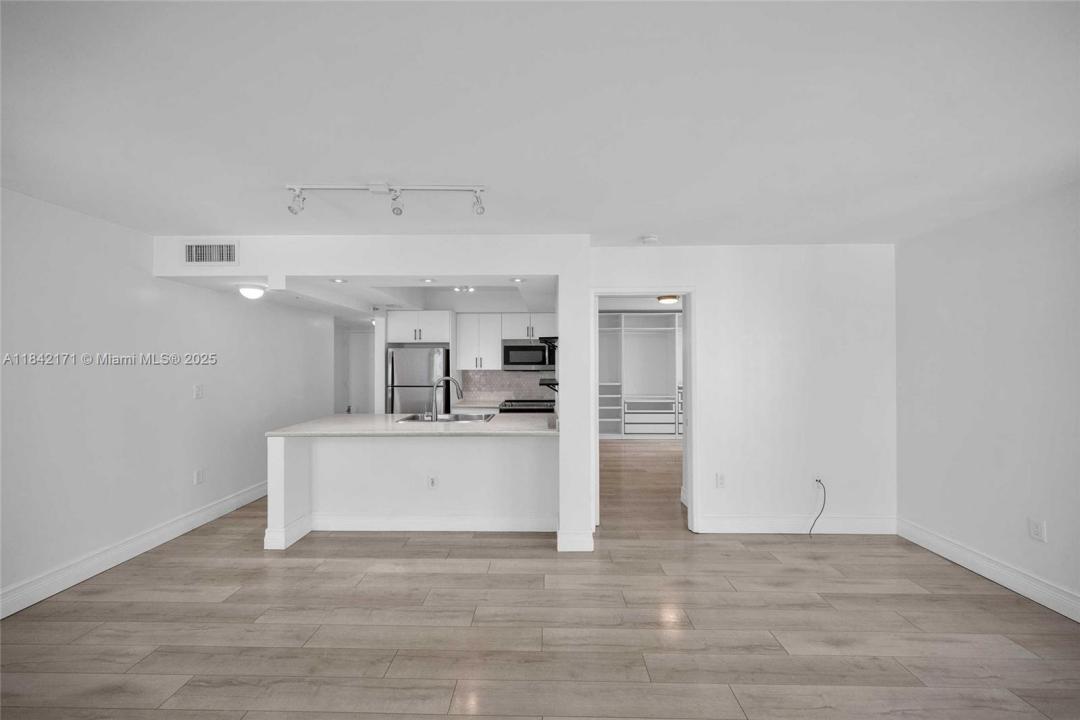 850 N Miami Ave W-1804, Miami, 佛罗里达州 33136, 美国