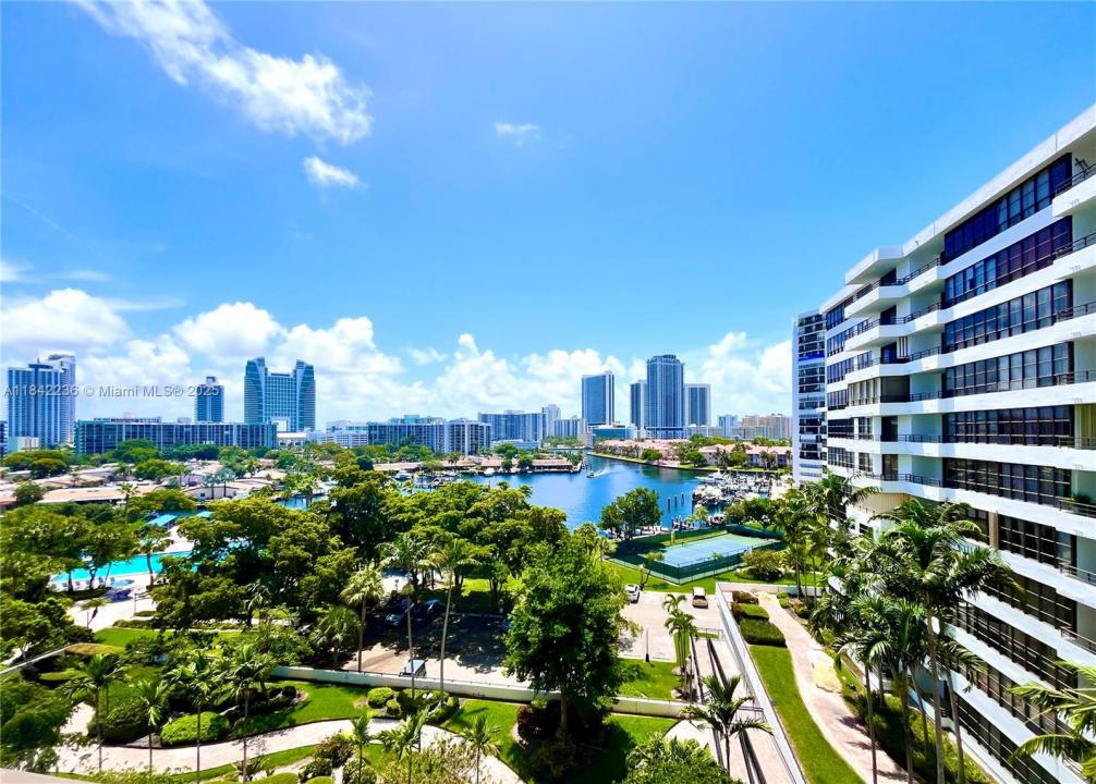 500 Three Islands Blvd 502, Hallandale Beach, Florida 33009, HOA KỲ