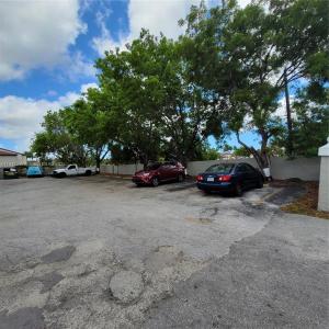 5100 SW 41st St 106, Pembroke Park, Florida 33023, USA
