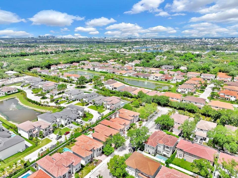 3521 Forest View Cir, Dania Beach, Floride 33312, États-Unis