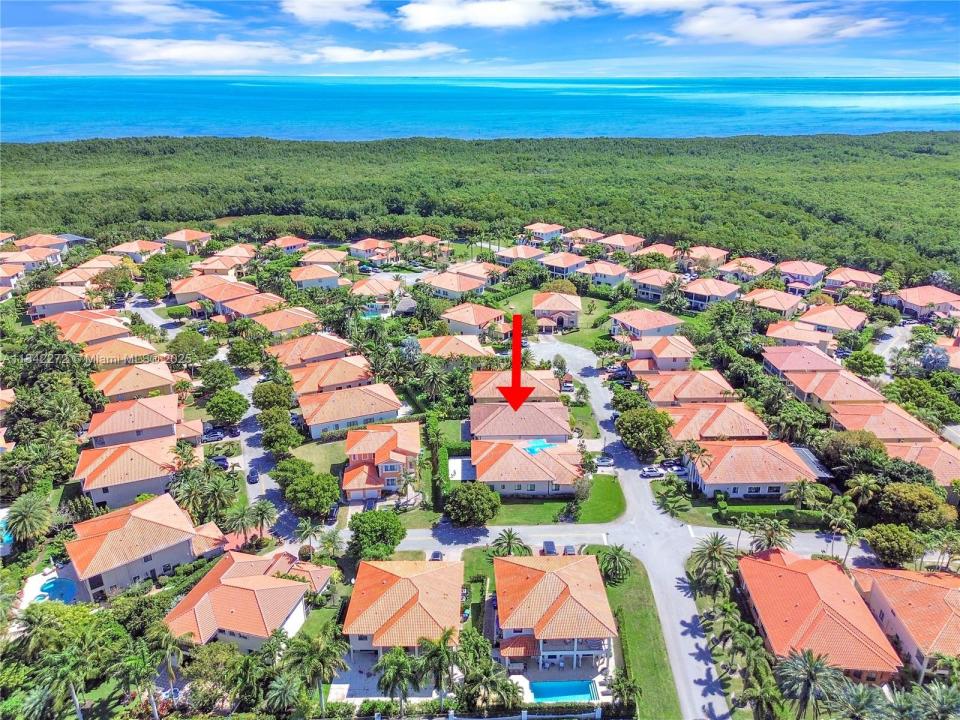 7565 SW 190th St, Cutler Bay, Florida 33157