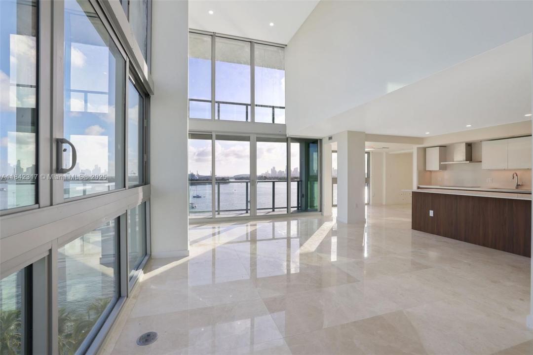 Miami Beach, Florida 33139