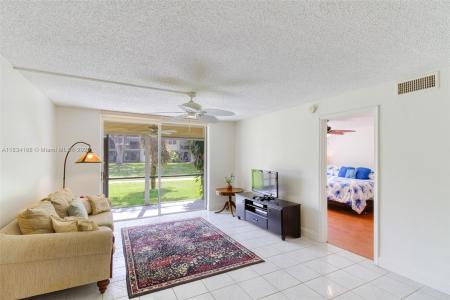 400 S Hollybrook Dr 109, Pembroke Pines, Florida 33025, USA